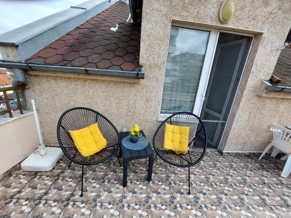 Апартамент Одесос Warna Exterior foto